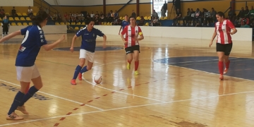 La jugadora melillense Gema, en un lance del partido frente a las murcianas.