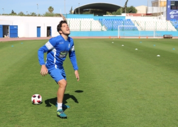 La plantilla melillense se ejercitó en la mañana de ayer.