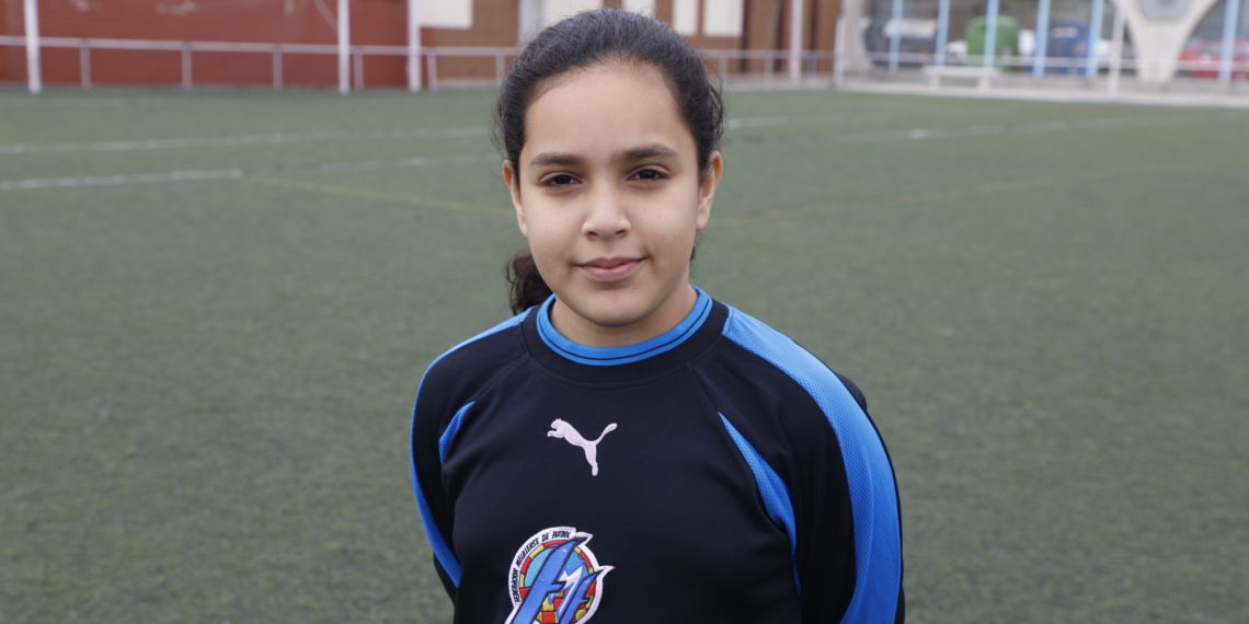 Nombre: Liriam El Fatmi El Herchi	
Nombre deportivo: Liriam	
Club: Higicontrol Melilla