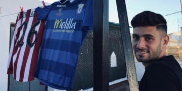 El jugador de la UD Melilla está realizando una buena temporada liguera.