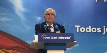 Imbroda, durante la rueda de prensa de este lunes