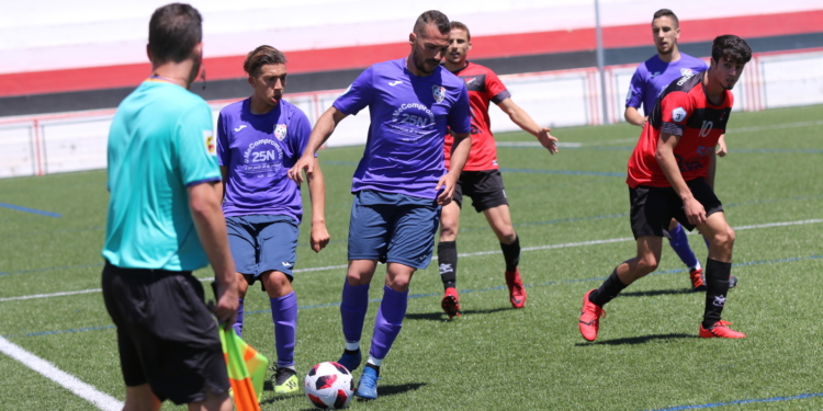 Los melillenses se despidieron de esta Tercera División, con la cabeza muy alta.