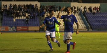 El defensor extremeño celebrando el gol que le marcó al Ontinyent en el partido de Copa del Rey disputado en el Álvarez Claro.