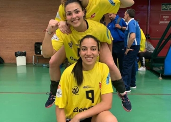 Las jugadoras melillenses, con ganas de competir.