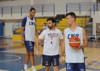 Los melillenses se vistieron de corto en la jornada de ayer.