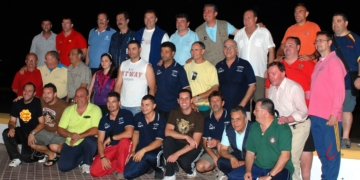 Foto de familia de la primeras de las ediciones que se disputaron en las playas melillenses.