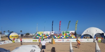 Imagen del partido que disputaron en la tarde de ayer, la pareja melillense formada por Alcober-Moronta.