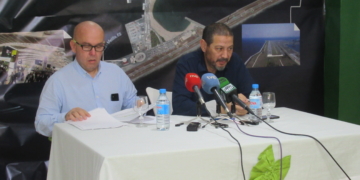 Mustafa Aberchán (d) junto al abogado Gonzalo Boye, defensor de Puigdemont y contratado por CpM para interponer la querella contra Velázquez.