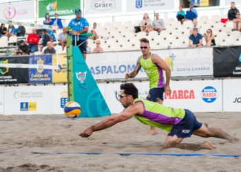 Daniel Moreno junto a su compañero de juego, en uno de los partidos de la Copa del Rey.