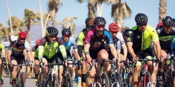 La I Prueba del Open Ciudad de Melilla de Ciclismo en Carretera se disputaba el pasado mes de marzo sobre un circuito ubicado en el Paseo Marítimo de Horcas Coloradas.