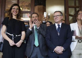 Eduardo de Castro junto a Gloria Rojas y Mustafa Aberchán.