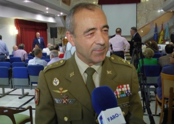 Mem Guímel nombra socio de honor al coronel Vicente León Zafra