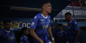 Sofian Chakla abandona la disciplina azulina para enrolarse en las filas del Villarreal CF.