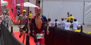 Julio Gutiérrez, en su entrada en la línea de meta.