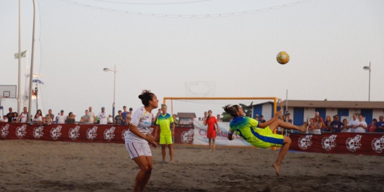 Las chicas no entran en la final al caer en semifinales ante Murcia