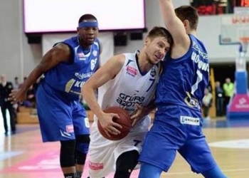 El jugador polaco ha jugado las dos últimas tres temporadas en las filas del Asecco Arka.