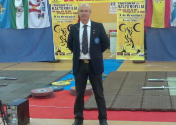 Julio García Pastor, Juez Internacional, ha sido el encargado de impartir este nuevo curso para jueces de halterofilia.