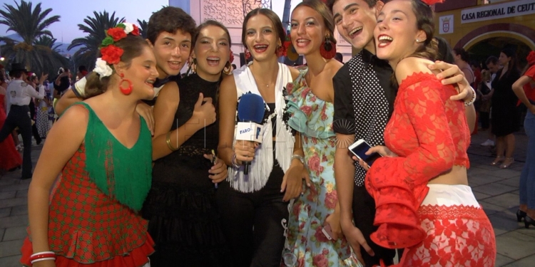 Lunares y flores: Bienvenidos a la Feria