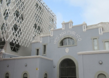 La Escuela de Adultos anuncia que se ha traslado ya al nuevo edificio en el Mercado Central