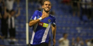 Carlos Fernández, con la elástica del Hércules de Alicante.
