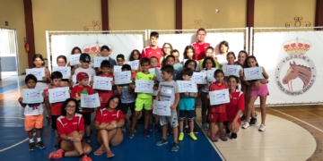 Entrega de diplomas a todos los jóvenes valores del deporte de nuestra ciudad que estuvieron en sus diferentes actividades deportivas.