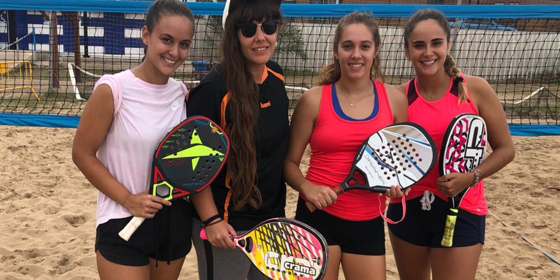 El buen tenis playa mundial inunda la playa de San Lorenzo