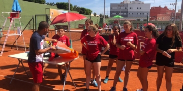 Imágenes de la final y de la entrega de trofeos de la competición celebrada en nuestra ciudad.