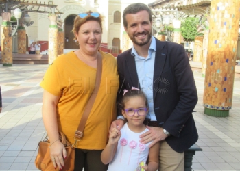 Visita de Pablo Casado: del puerto al centro atendiendo las demandas de melillenses