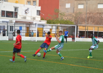La escuadra azulgrana ha caído derrotada en sus dos últimos encuentros disputados en el Campo Federativo de La Espiguera, si bien lo ha hecho ante equipos de ‘la otra liga’.