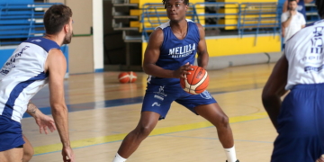 La plantilla azulina se ejercitaba en el día de ayer, en una doble sesión de entrenamientos.