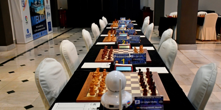 La Division de Honor por clubes empieza con sorpresas