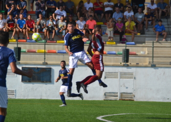 Los jugadores de la escuadra del Melilla CD se siguen topando con su mala suerte de cara al marco contrario.