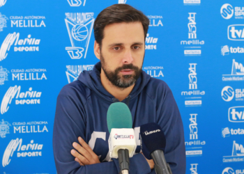 Alejandro Alcoba, en rueda de prensa.