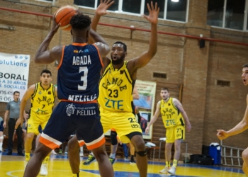 Caleb Agada se echó el equipo a la espalda en el partido frente al Canoe.