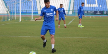El centrocampista azulino, durante la sesión de entrenamiento de ayer.