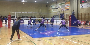 El conjunto melillense inauguró su casillero de victorias de la presente temporada gracias a su triunfo en la cancha del Club Voleibol Manacor.