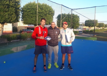 En la categoría absoluto, Armando Moya revalidó el título tras doblegar a Jesús García.