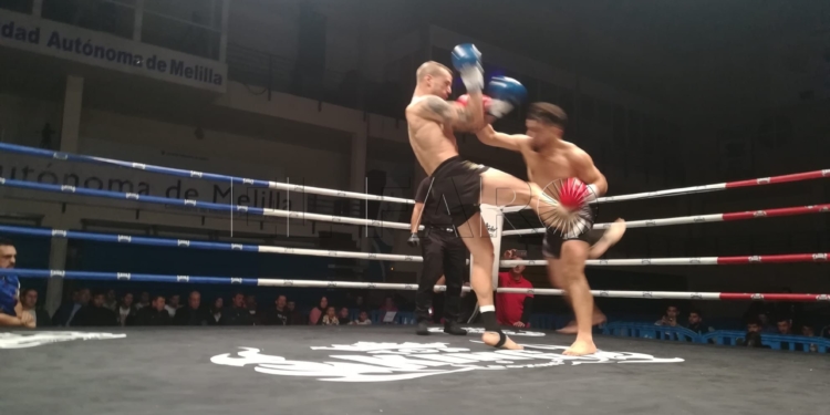 Bonita velada de K-1 en el pabellón Javier Imbroda