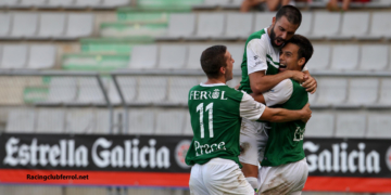 Los jugadores ferrolanos, en la celebración de uno de sus goles esta temporada liguera.