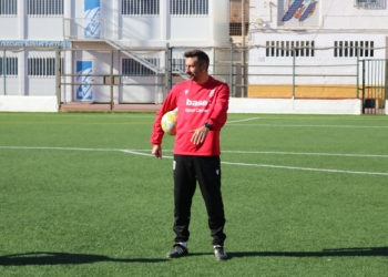 Manolo Herrero, en la sesión de trabajo en el campo federativo de La Espiguera.