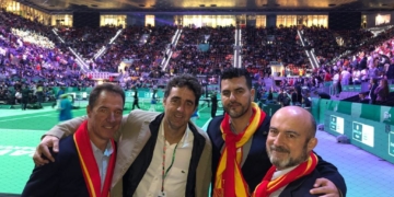 Ceuta, Melilla y Canarias Con Tomas Carbonell, ex-jugador y conocido comentarista en retransmisión de partidos. Actualmente entrenador de Roberto Bautista, uno de los protagonistas de la jornada.