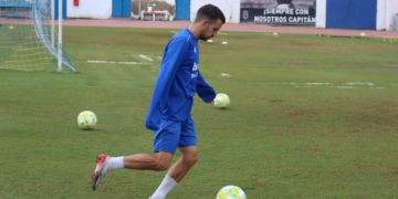 Los jugadores azulinos, en el entrenamiento celebrado en la jornada de ayer.