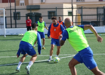 El centrocampista azulino, en la sesión de entrenamiento de ayer.