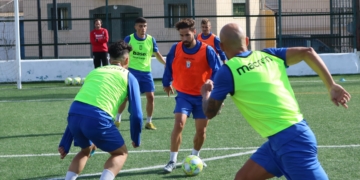 El centrocampista azulino, en la sesión de entrenamiento de ayer.