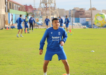El atacante azulino, durante la sesión de entrenamiento de ayer.