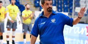 Salim Abdelkader, entrenador de la escuadra de nuestra ciudad en la Superliga Masculina.