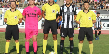 El colegiado melillense lleva cuatro temporada en Segunda División B, con un total de cuarenta y cinco partidos dirigidos en dicha categoría.