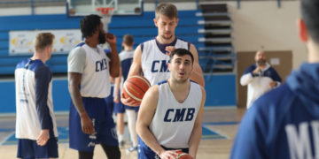 Los melillenses ya se vistieron de corto para preparar su próximo compromiso de liga.
