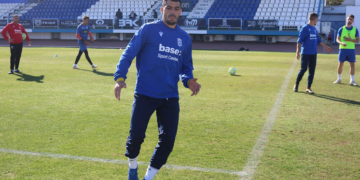 El ariete ilerdense se ejercitó en la matinal de ayer junto al resto del equipo sobre el césped del Álvarez Claro.