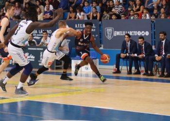 En el partido de la primera vuelta, disputado en el pabellón Javier Imbroda, la victoria fue para el Delteco Gipuzkoa Basket, que se impuso por 63-68.